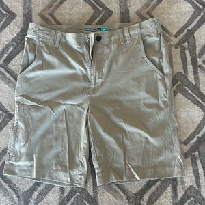 Roundtree & Yorke Performance Men's Shorts - 34